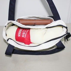 Thick Zippered Canvas Bag With External Pocket